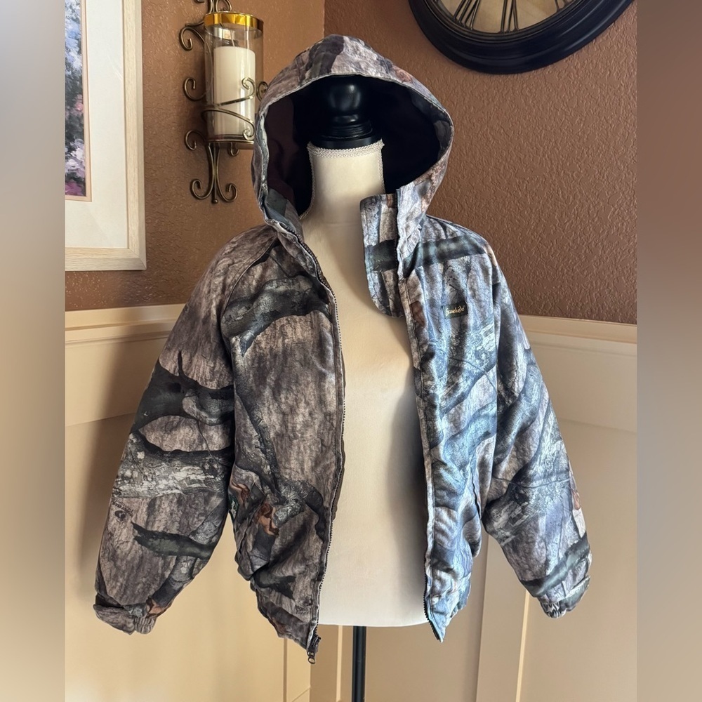 **Gamehide/Mossy Oak Break-Up Lined Camouflage Hunting Jacket Boy's Size L”